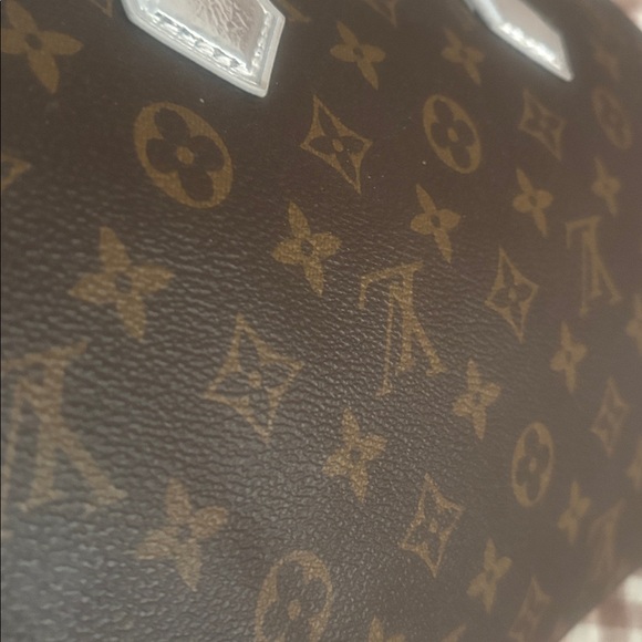 LV limited edition SPEEDY - Picture 11 of 16